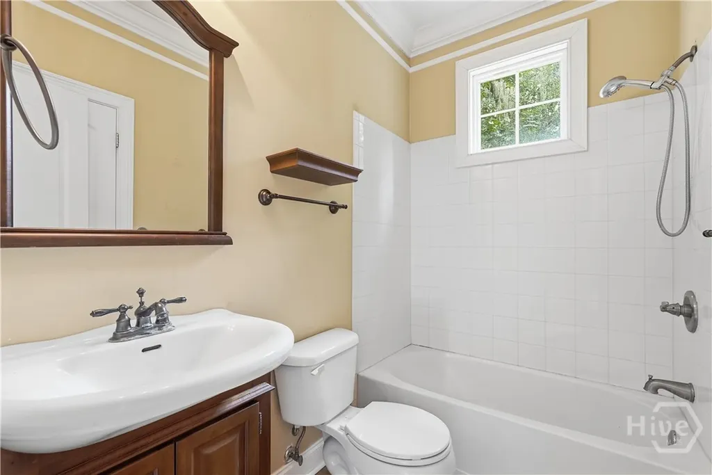 72 Bonnie Reed Passage Midway GA 31320