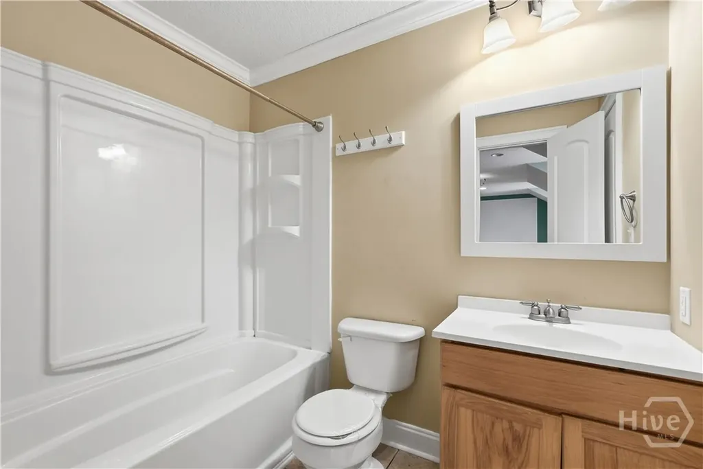 72 Bonnie Reed Passage Midway GA 31320