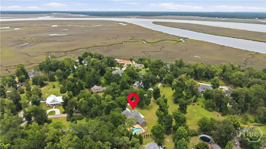 72 Bonnie Reed Passage Midway GA 31320