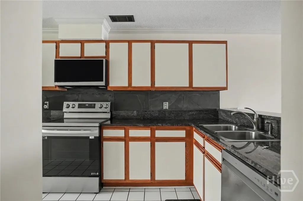 3005 River Drive Thunderbolt GA 31404