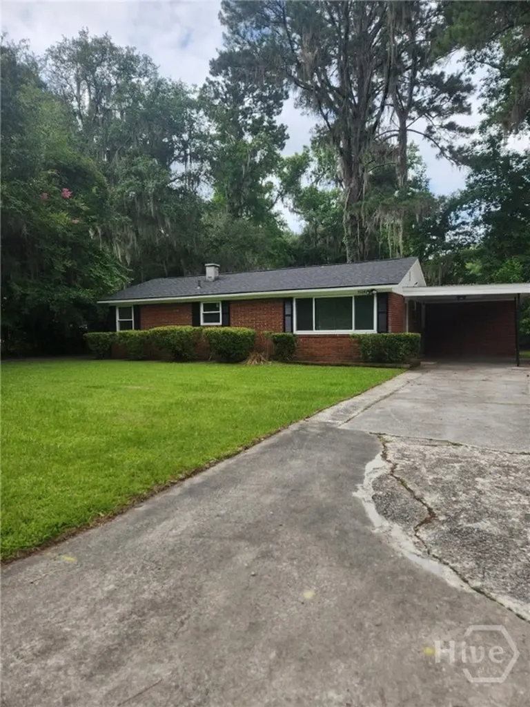 1524 Laberta Court Savannah GA 31406
