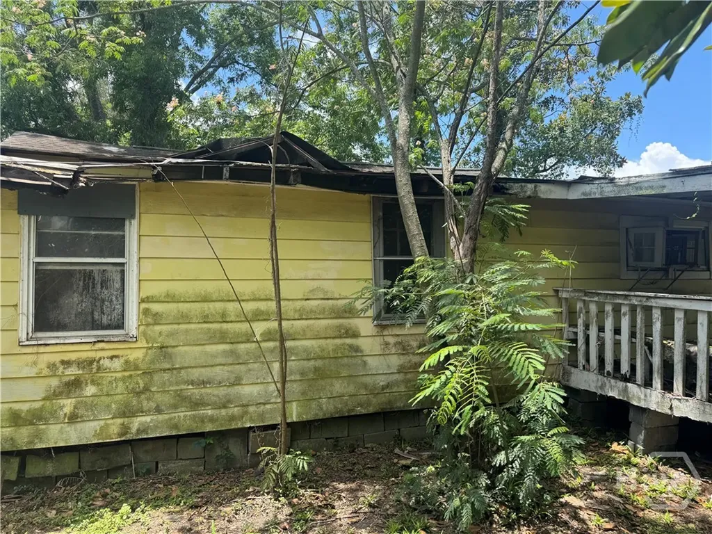 2208 Cullman Street Savannah GA 31415