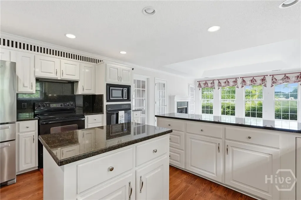 18 Purple Martin Lane Savannah GA 31419