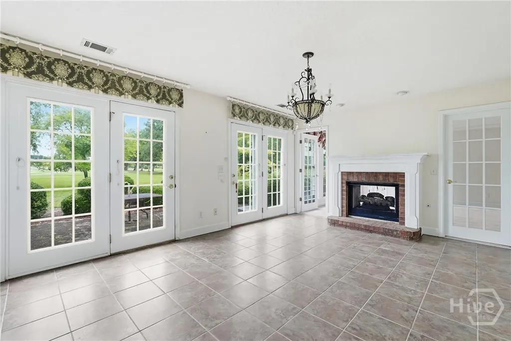 18 Purple Martin Lane Savannah GA 31419