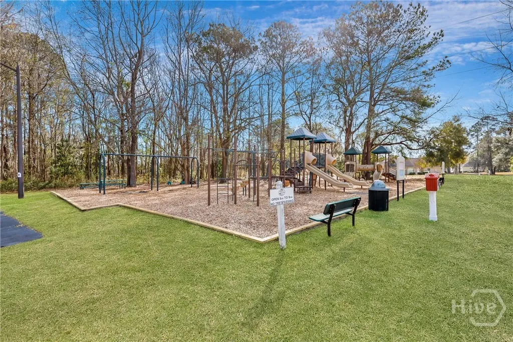 18 Purple Martin Lane Savannah GA 31419