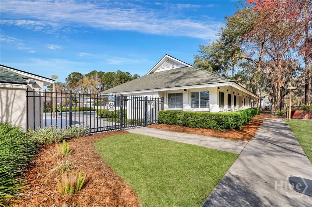 18 Purple Martin Lane Savannah GA 31419