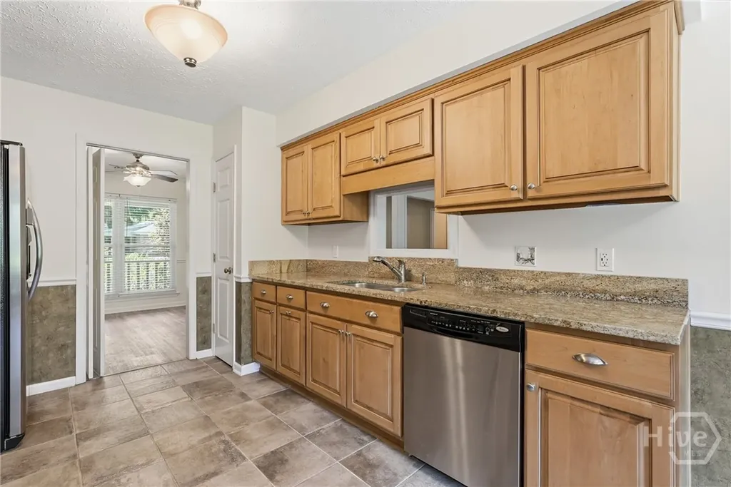 114 Sea Palm Road Savannah GA 31410