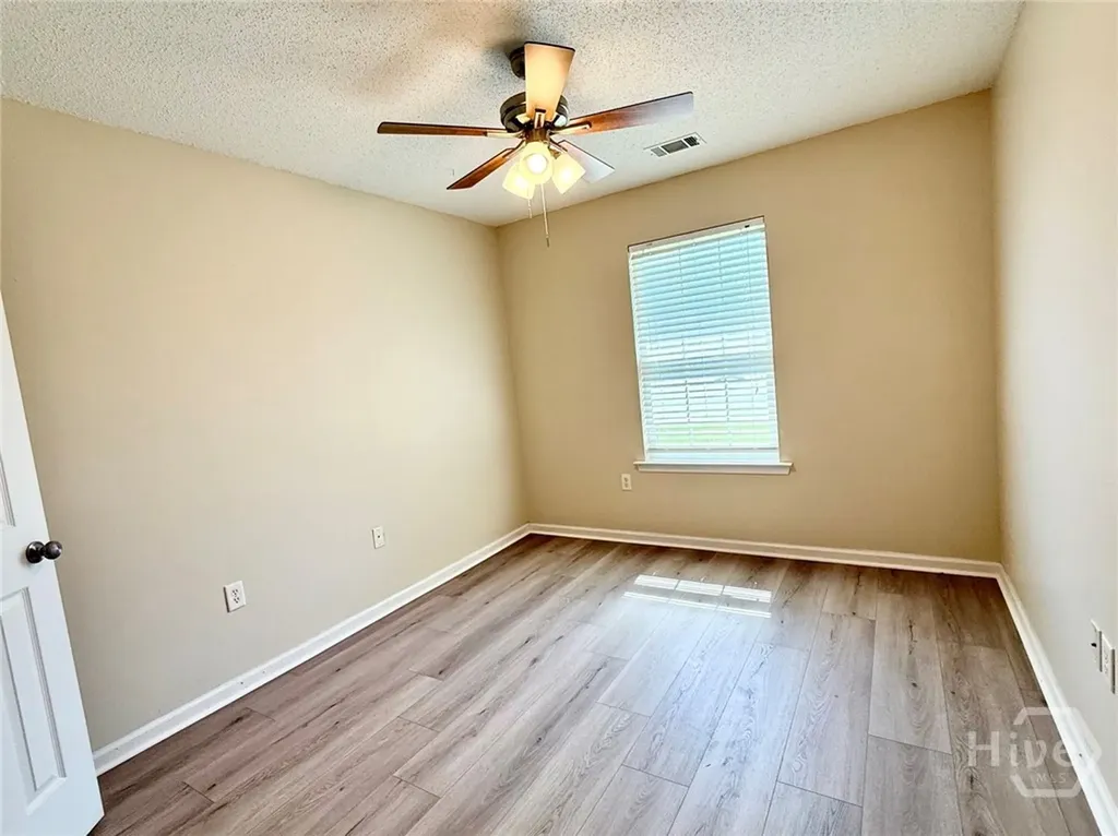 204 Standing Pine Circle Pooler GA 31322