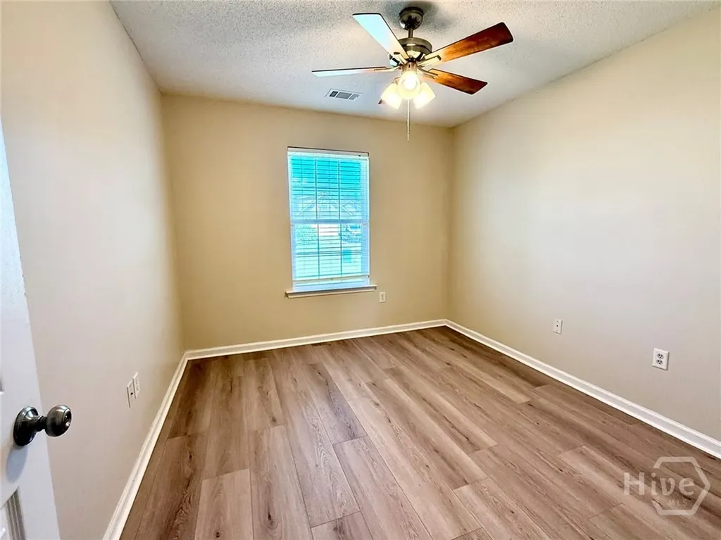 204 Standing Pine Circle Pooler GA 31322