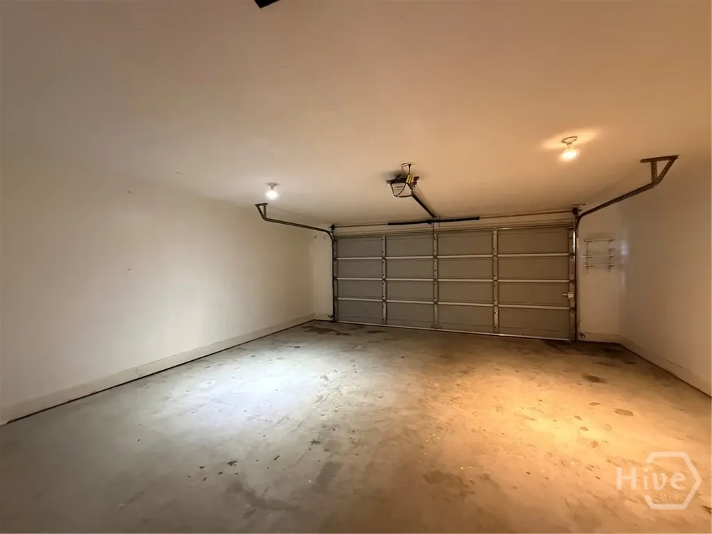 204 Standing Pine Circle Pooler GA 31322