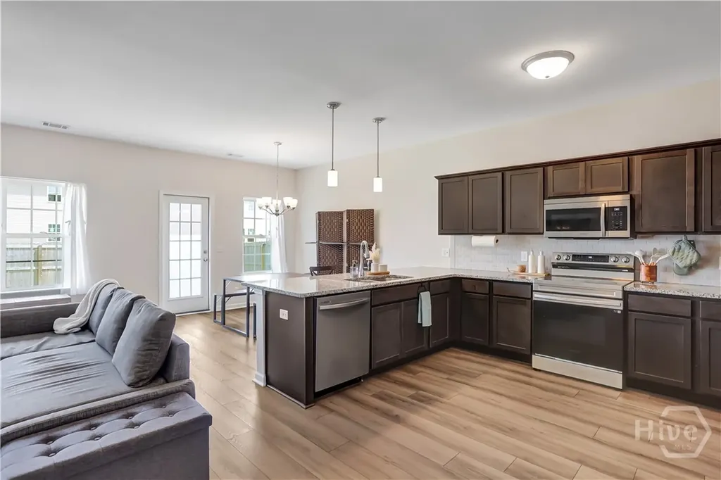 1117 Turpentine Trail Hinesville GA