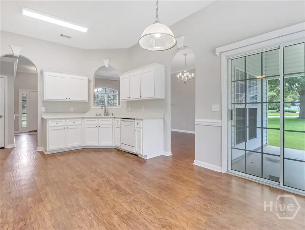 127 Williams Avenue Richmond Hill GA 31324