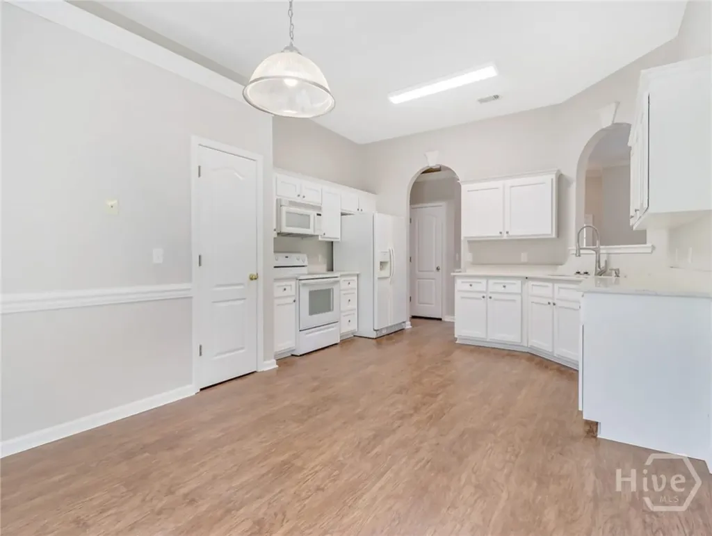 127 Williams Avenue Richmond Hill GA 31324