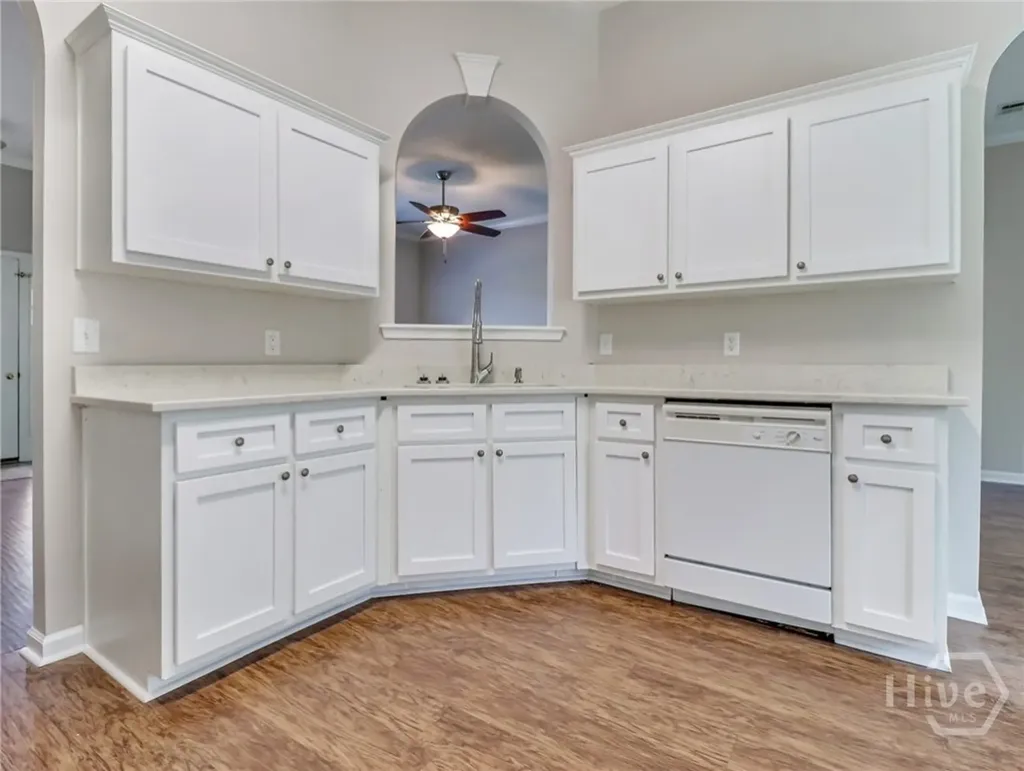 127 Williams Avenue Richmond Hill GA 31324