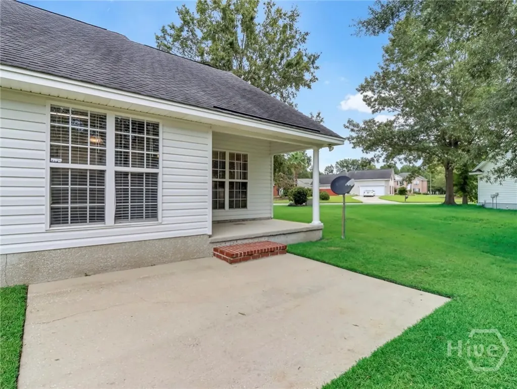 127 Williams Avenue Richmond Hill GA 31324
