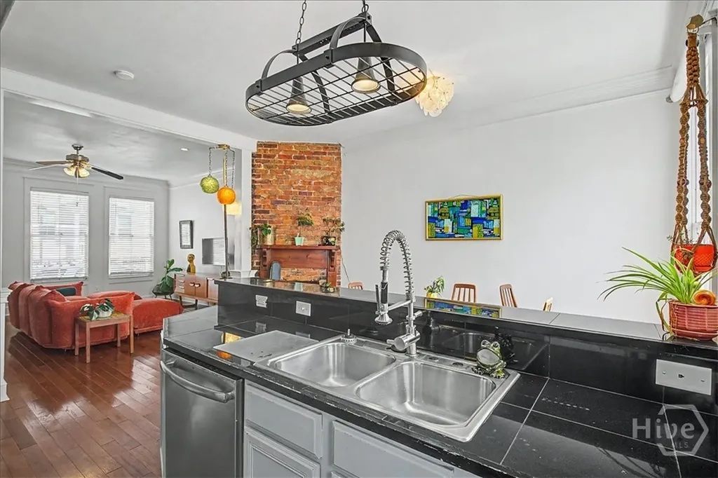 1410 Jefferson Street Savannah GA 31401