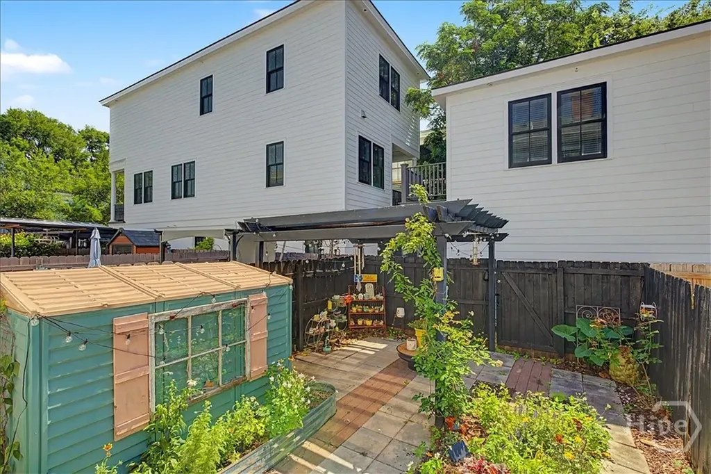 1410 Jefferson Street Savannah GA 31401
