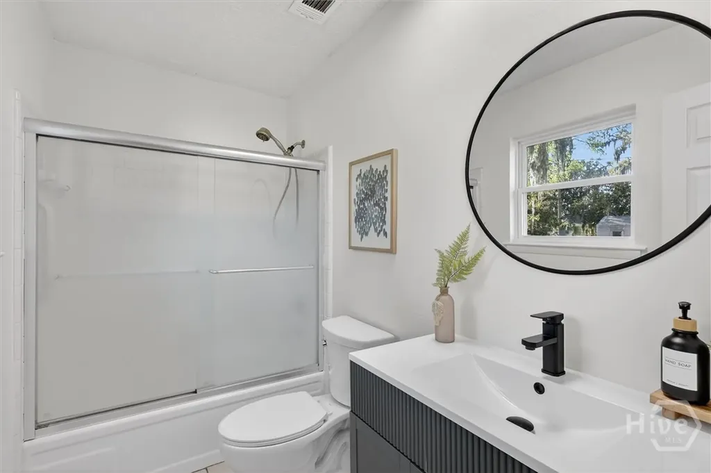 110 W Manta Cove Savannah GA 31410