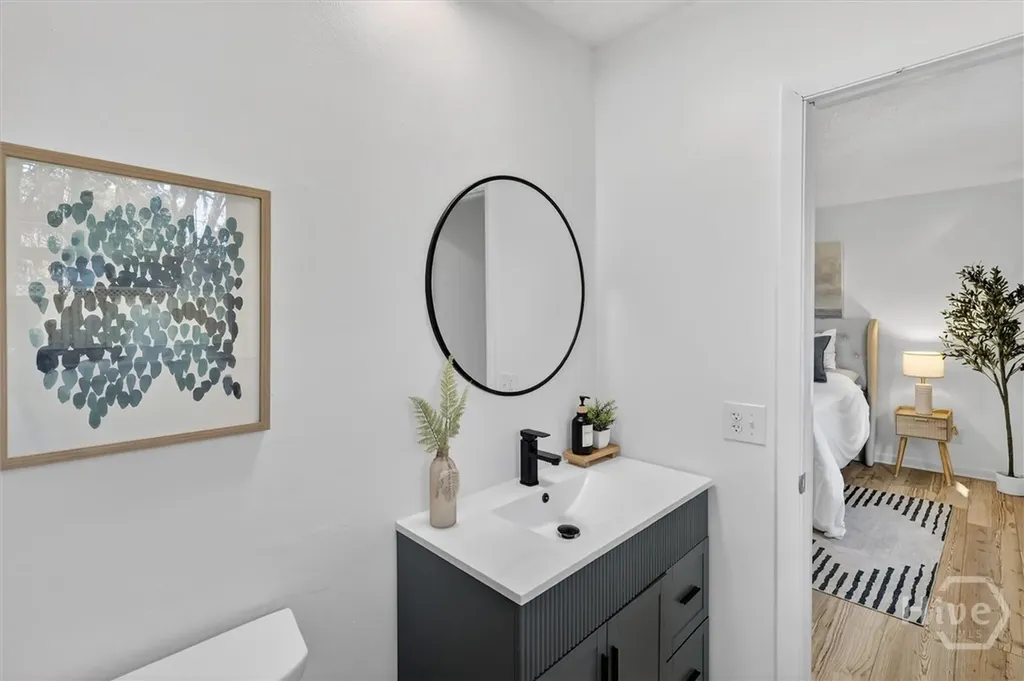 110 W Manta Cove Savannah GA 31410