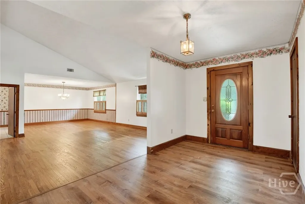102 Quail Street Savannah GA 31419