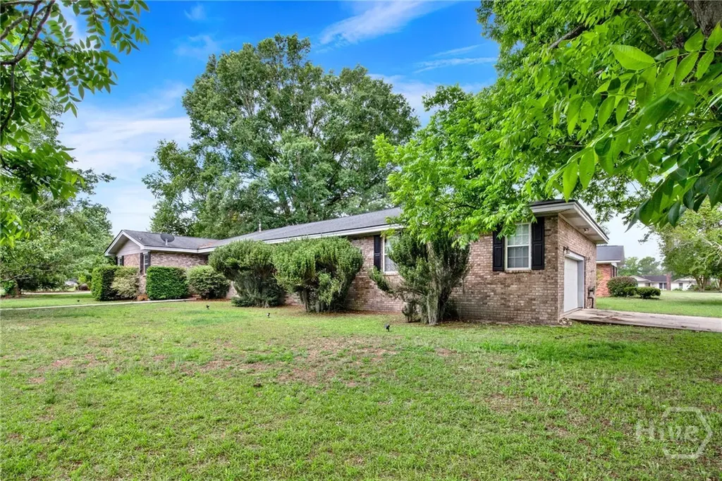 102 Quail Street Savannah GA 31419