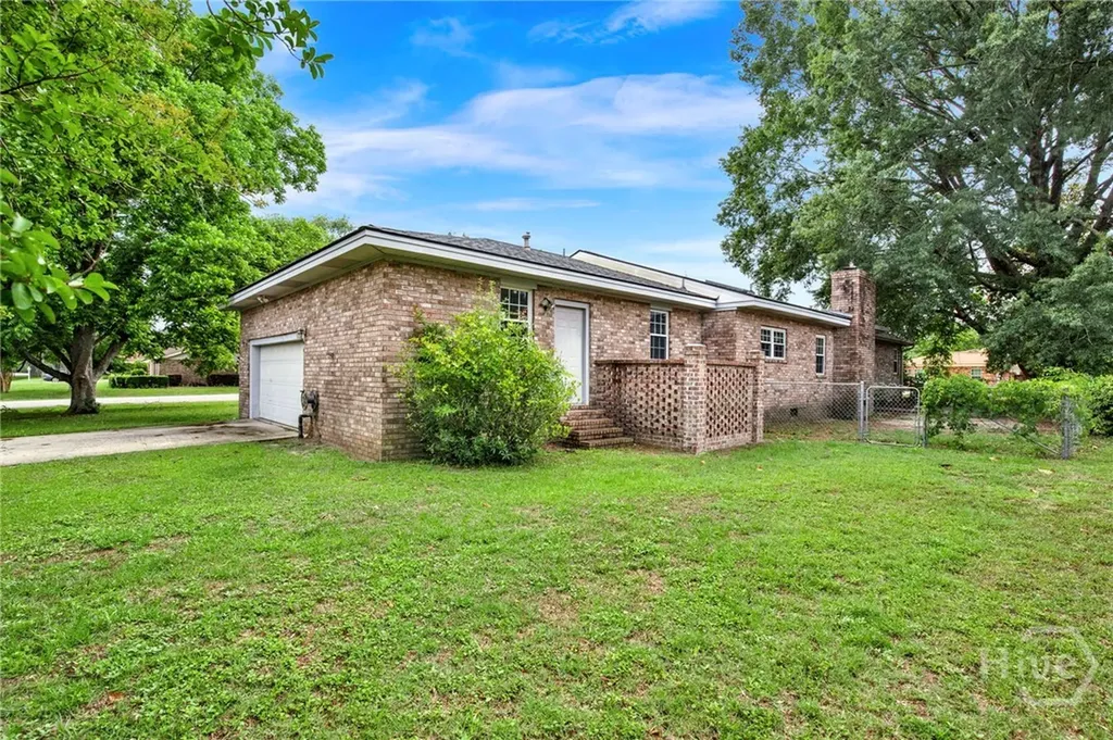 102 Quail Street Savannah GA 31419