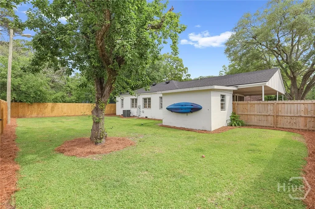 1302 E 53rd Street Savannah GA 31404