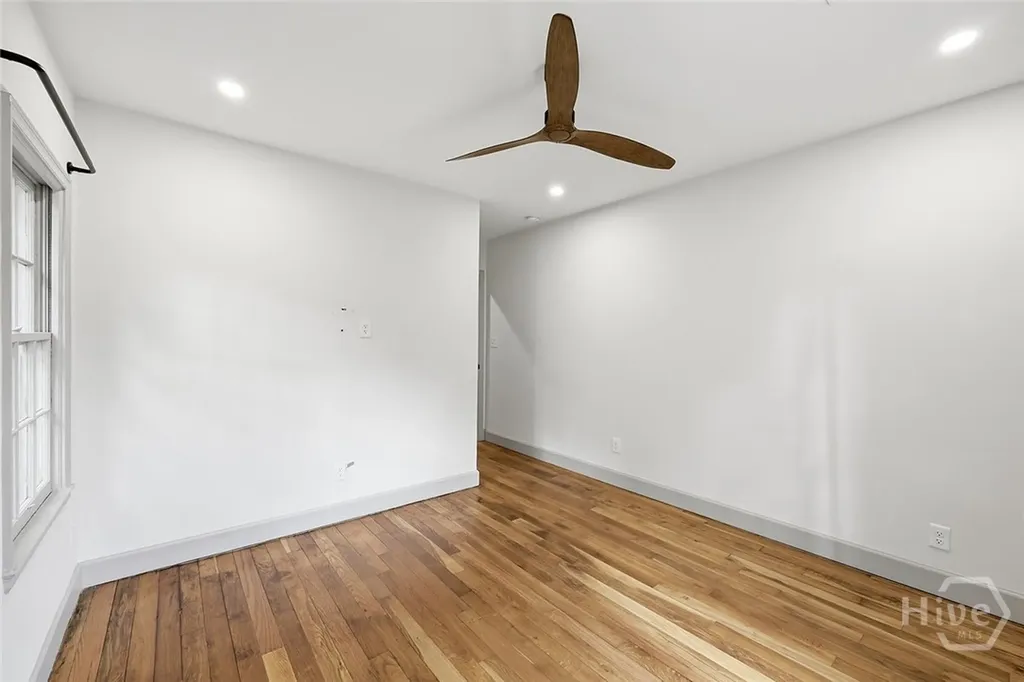 1302 E 53rd Street Savannah GA 31404