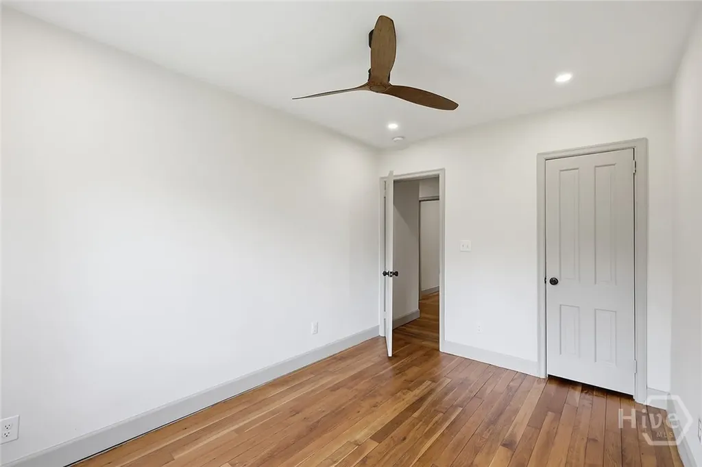 1302 E 53rd Street Savannah GA 31404