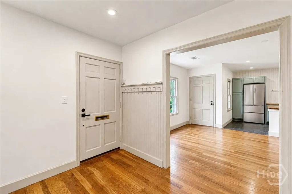 1302 E 53rd Street Savannah GA 31404