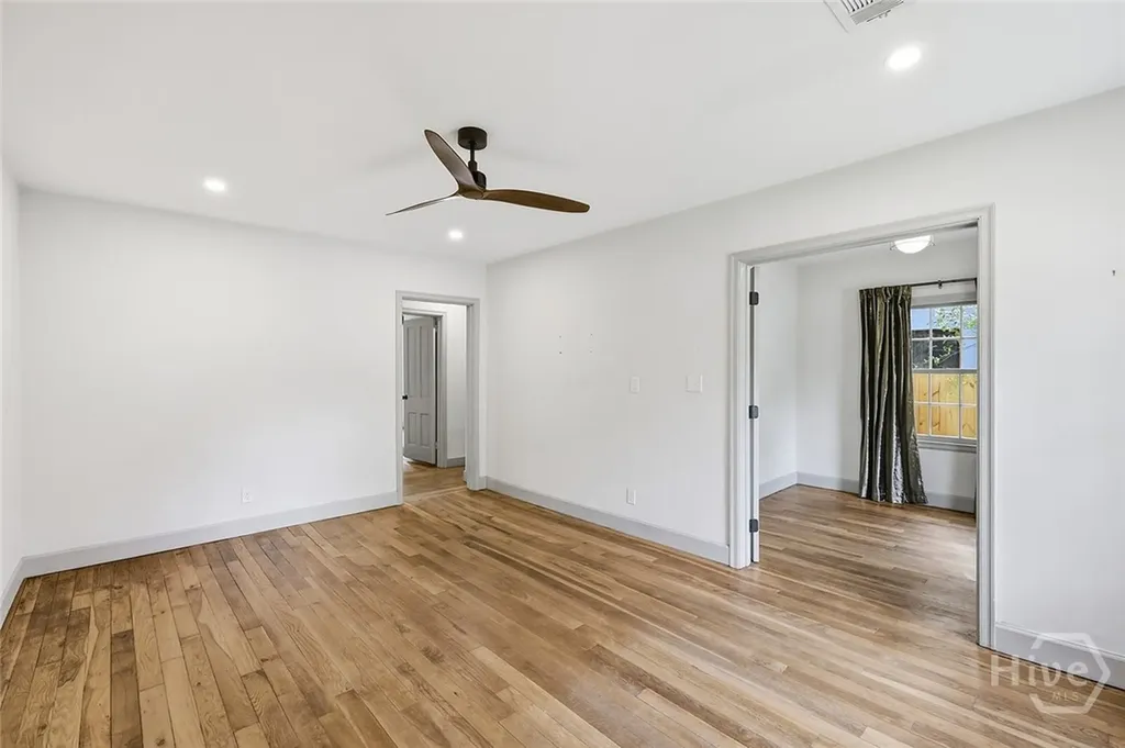 1302 E 53rd Street Savannah GA 31404