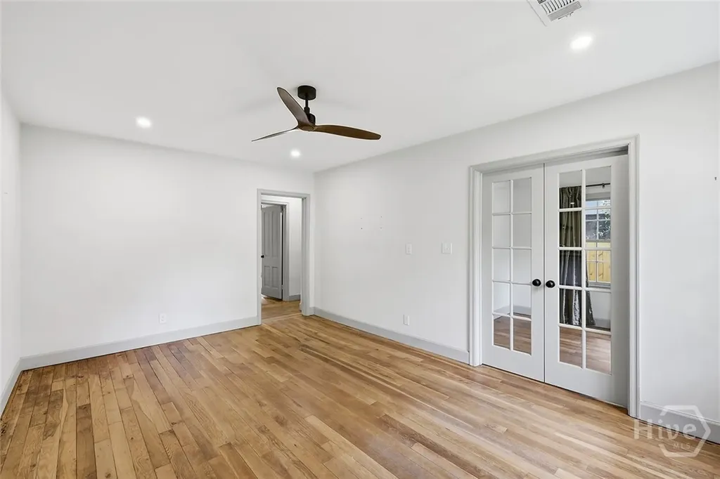 1302 E 53rd Street Savannah GA 31404