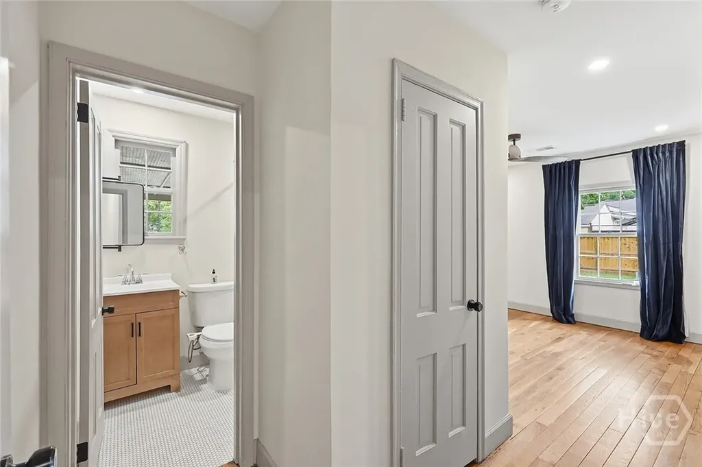 1302 E 53rd Street Savannah GA 31404