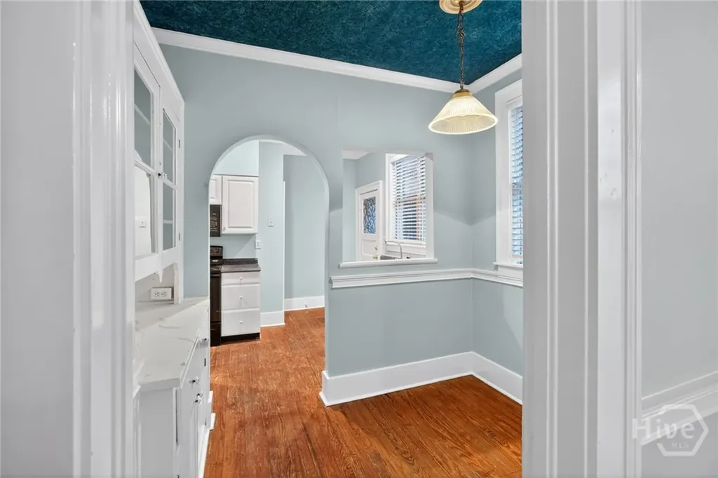 417 E 49th Street Savannah GA 31405