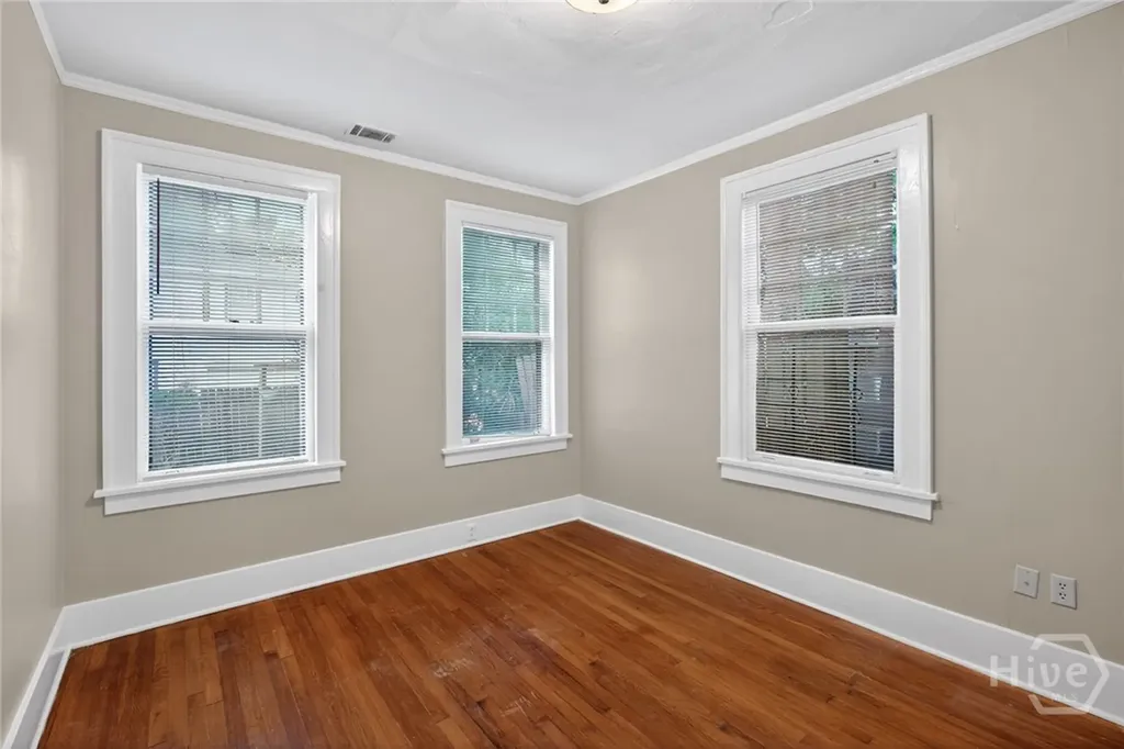 417 E 49th Street Savannah GA 31405