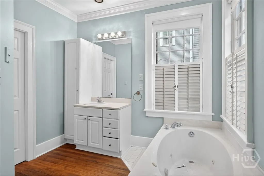 417 E 49th Street Savannah GA 31405