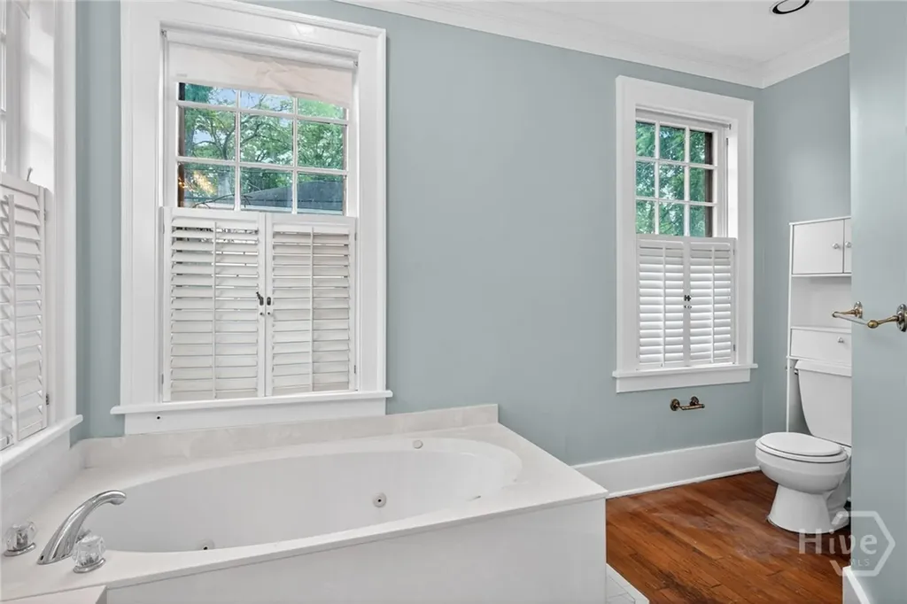 417 E 49th Street Savannah GA 31405