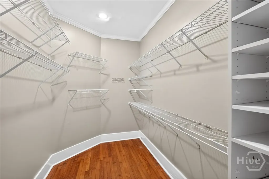 417 E 49th Street Savannah GA 31405