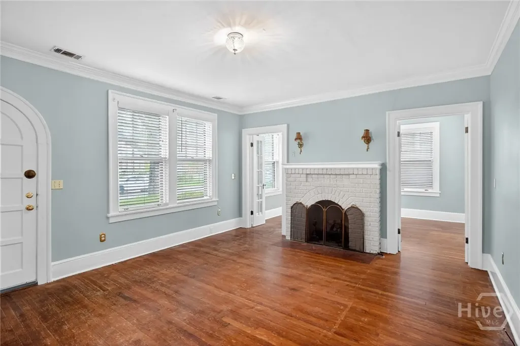 417 E 49th Street Savannah GA 31405