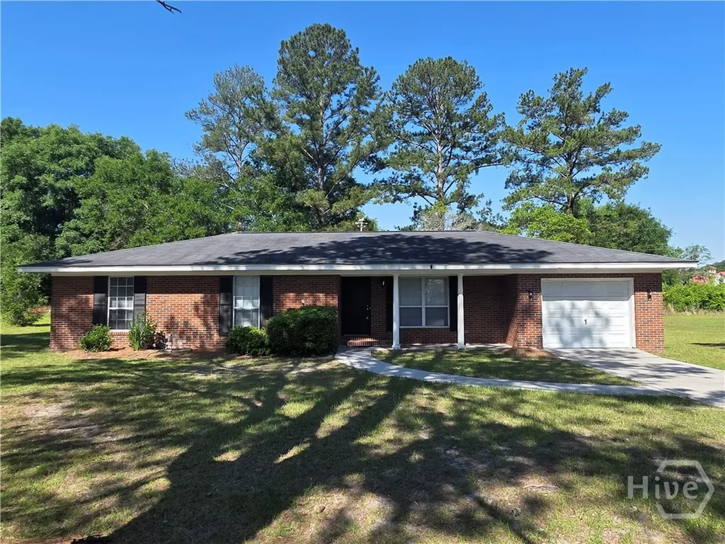 406 Hickory Street Springfield GA 31329