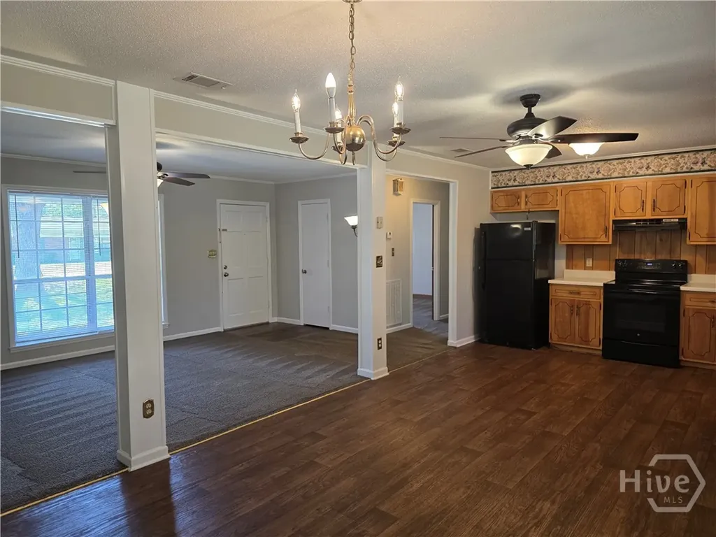 406 Hickory Street Springfield GA 31329