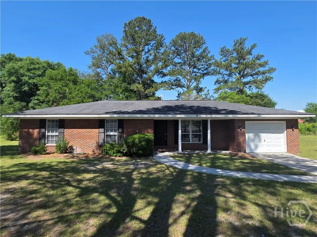 406 Hickory Street Springfield GA 31329
