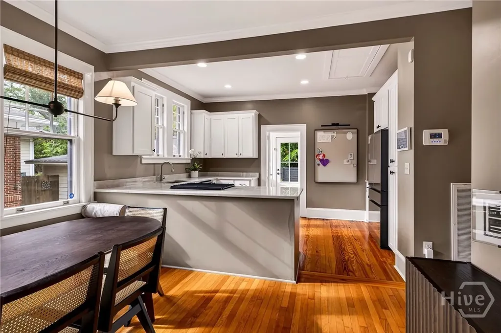 312 E 48th Street Savannah GA 31405