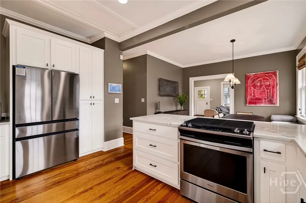 312 E 48th Street Savannah GA 31405