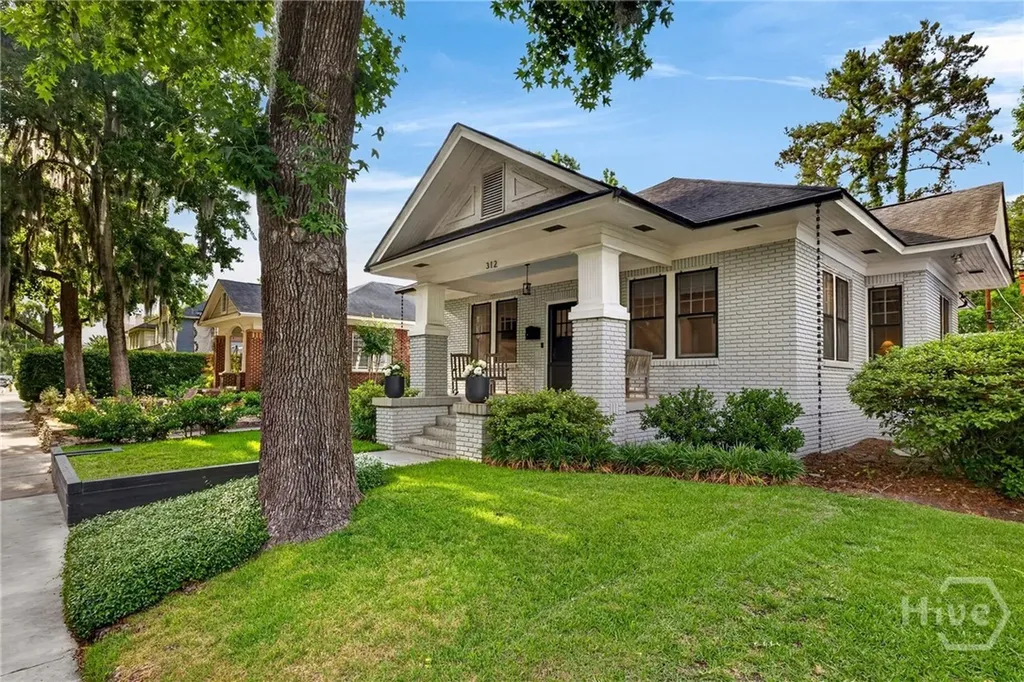 312 E 48th Street Savannah GA 31405