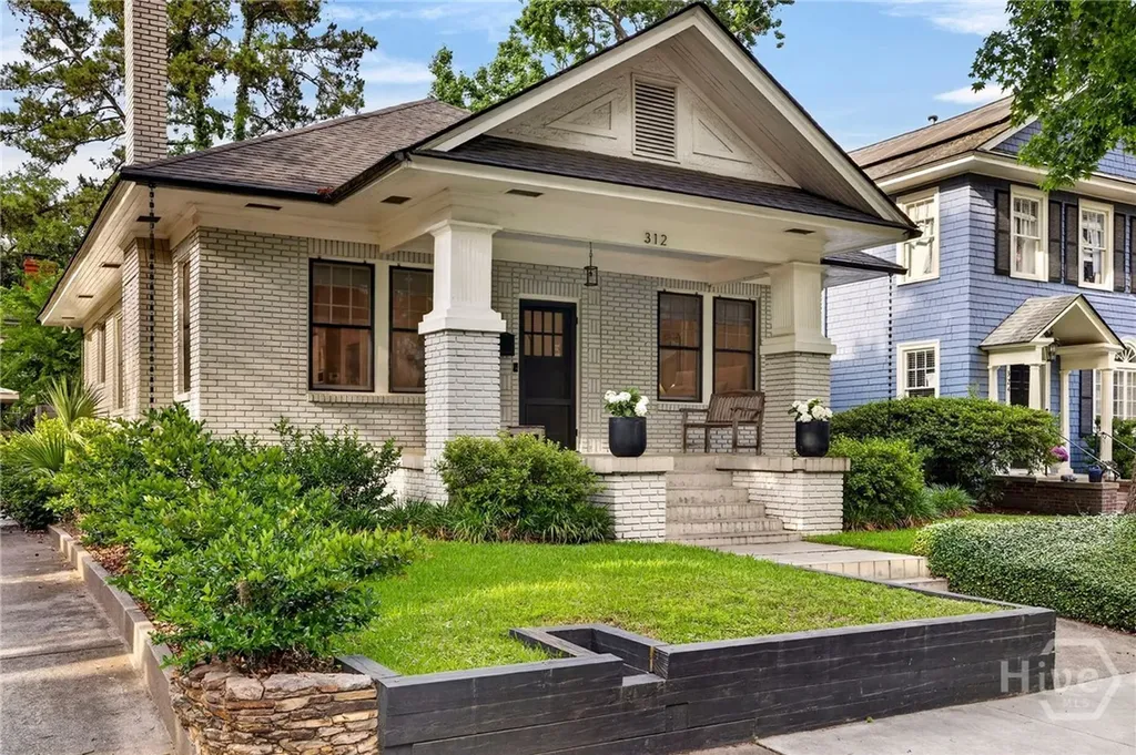 312 E 48th Street Savannah GA 31405