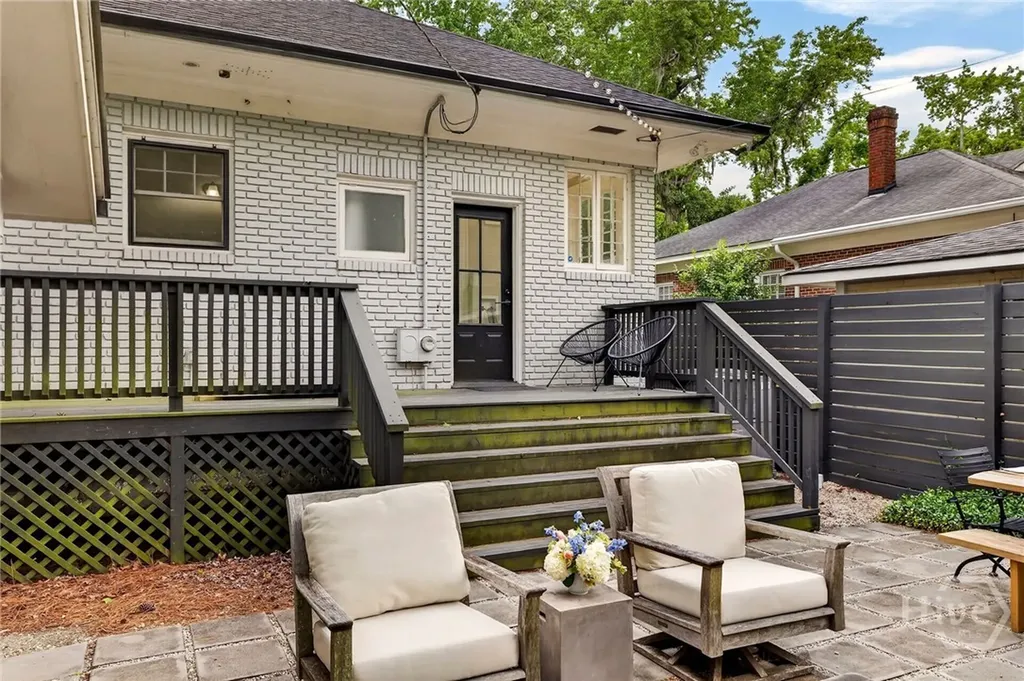 312 E 48th Street Savannah GA 31405