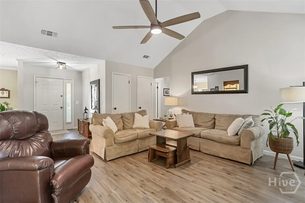 112 Bowsprit Lane Savannah GA 31410