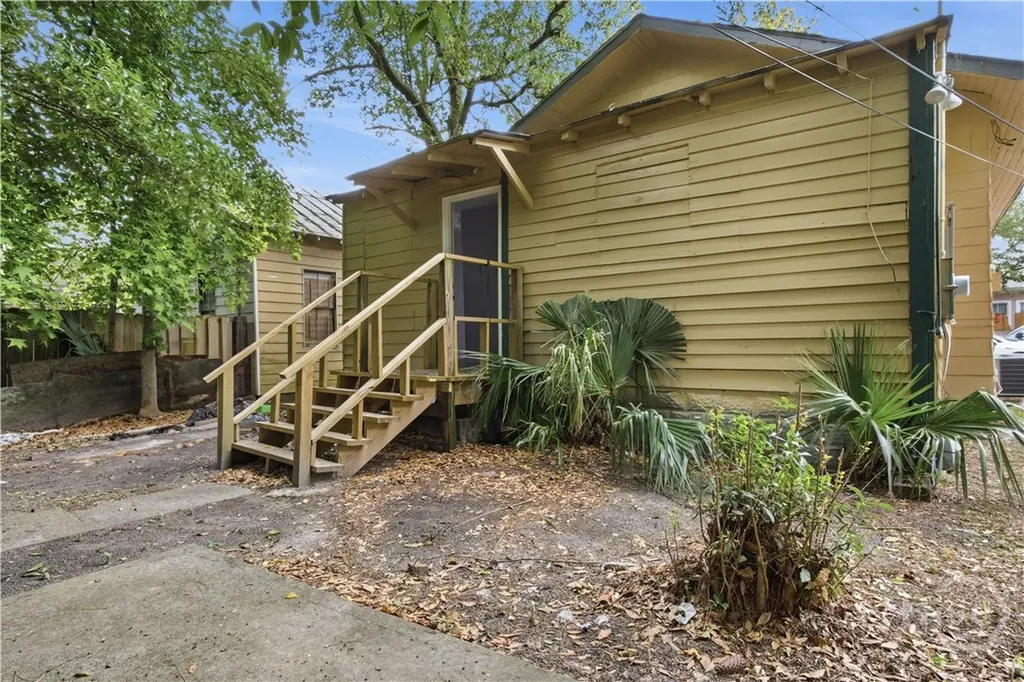 643 W 41st Street Savannah GA 31401