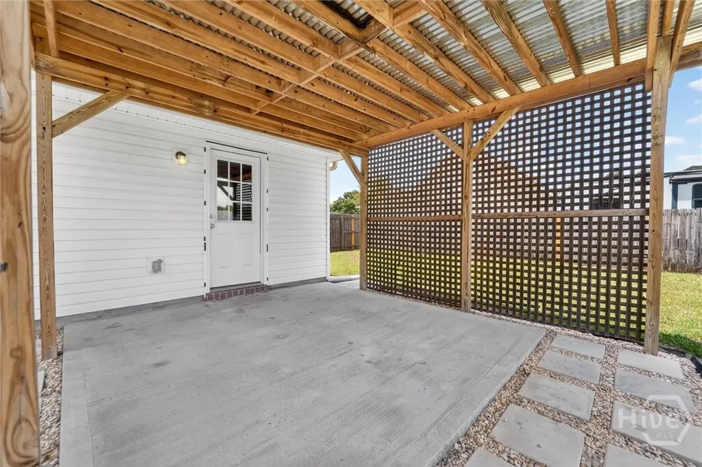 365 Creekside Circle Ellabell GA 31308